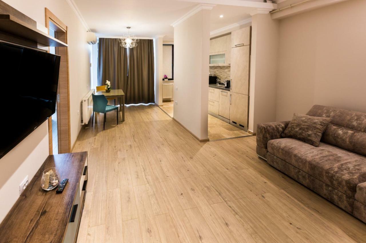 Rose Luxury Apartment Mamaia Ngoại thất bức ảnh