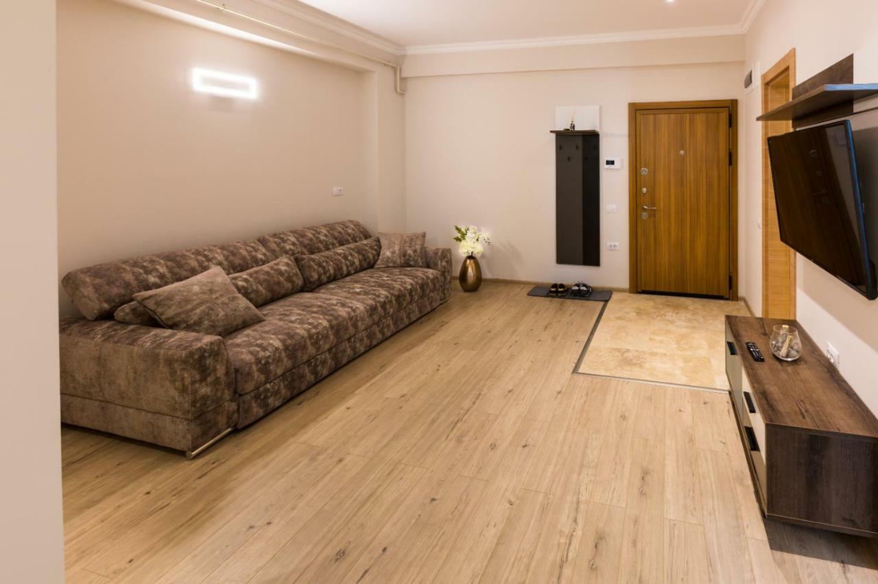 Rose Luxury Apartment Mamaia Ngoại thất bức ảnh